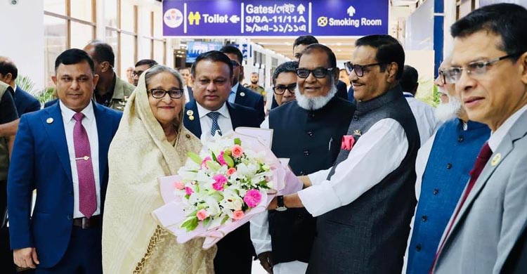 যুক্তরাষ্ট্র যুক্তরাজ্য সফর শেষে দেশে ফিরলেন প্রধানমন্ত্রী