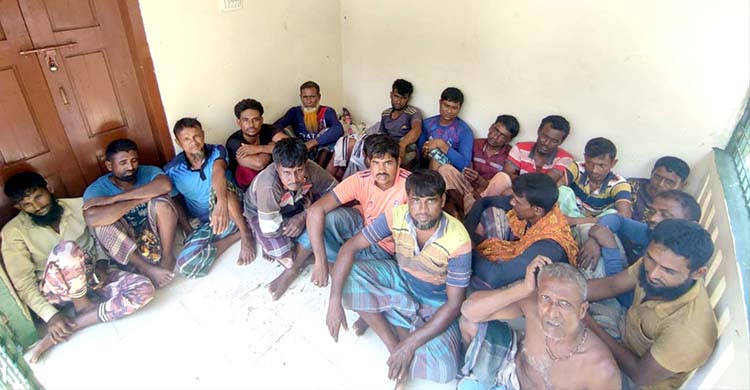 জেলে আটক